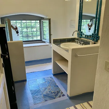 Casa Leoni, Privata Con Piscina Panoramica Quadrelli