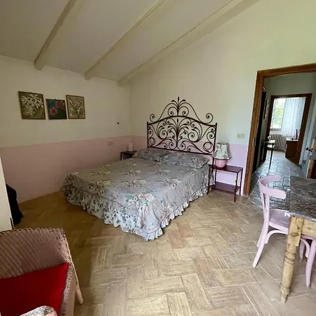 Вилла Casa Leoni, Privata Con Piscina Panoramica Quadrelli