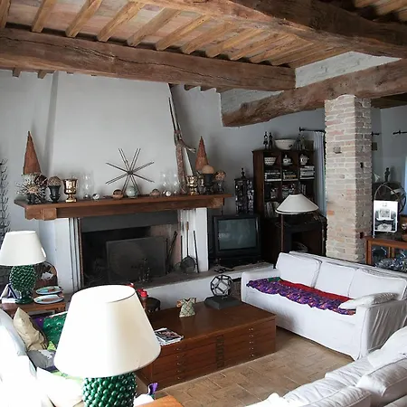 Casa Leoni, Privata Con Piscina Panoramica Вилла Quadrelli
